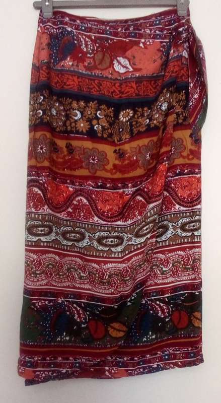 Patterned Wrap around Long Skirt Size 12