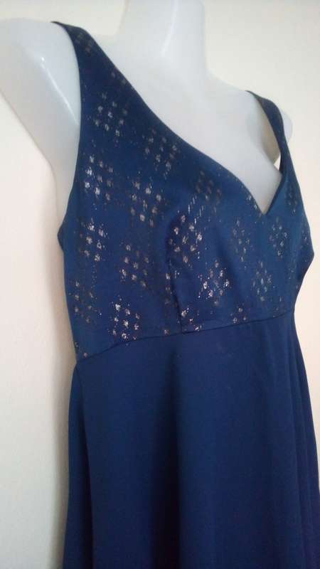 Kelso- Nite Out, Evening Dress with matching Scarf, Blue and Silver   Size 12
