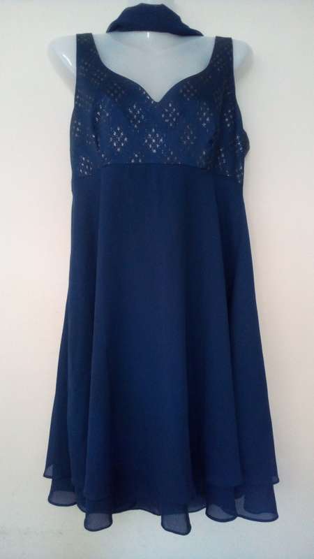 Kelso- Nite Out, Evening Dress with matching Scarf, Blue and Silver   Size 12
