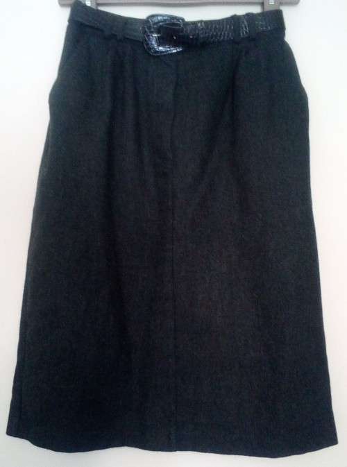 Lovely Warm Grey Wool Mix Skirt Suit Size 12
