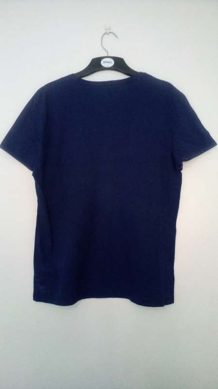 Mens Blue T shirt by Guess, Size Medium