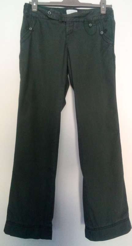 Truworths Womens Canvas Pants in Olive Green by  size 10