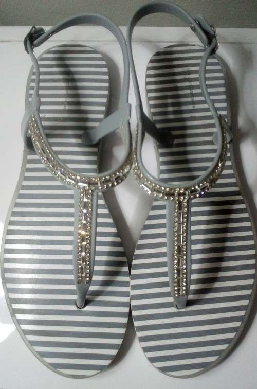 Grey striped Thong  T strap Sandals with diamante detail by Real Clothing size 8