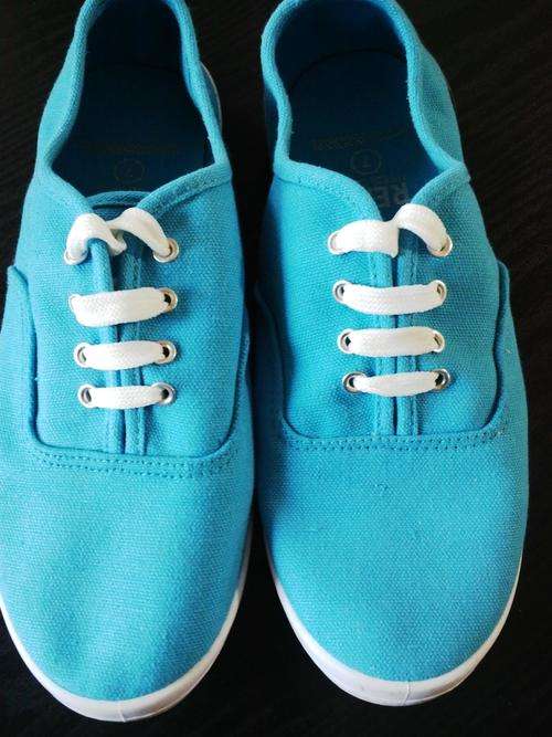 Turquoise Deck Shoes Size 7