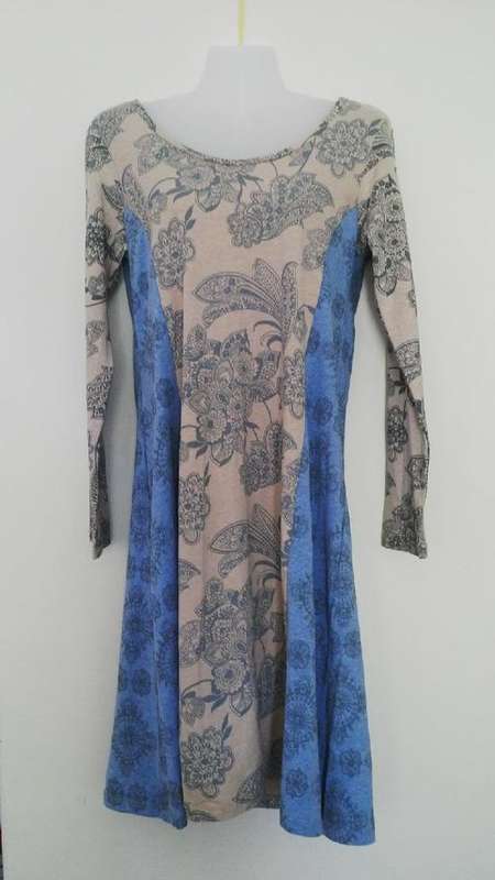 Blue & Beige Long Sleeved Dress by Purple Daisy Clothing Size Large