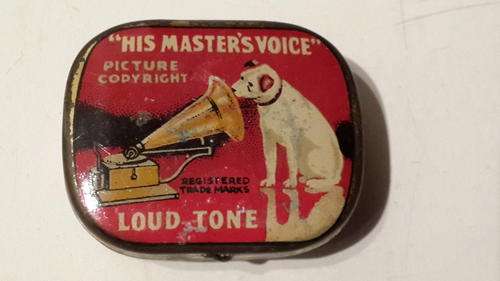 His Masters Voice Gramophone Needles.Red