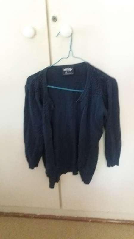 Ladies Vertigo navy Jersey well worn size small