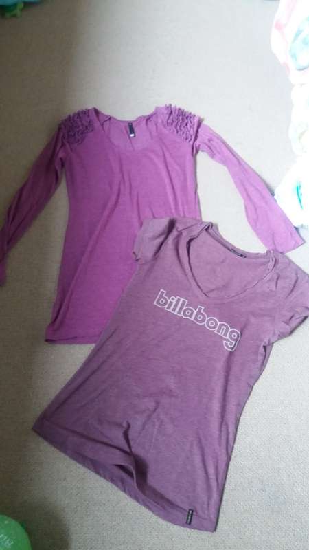ladies  purple combo longsleeve Woolies top with ruffles on shoulders plus Billabong t-shirt fit S-M