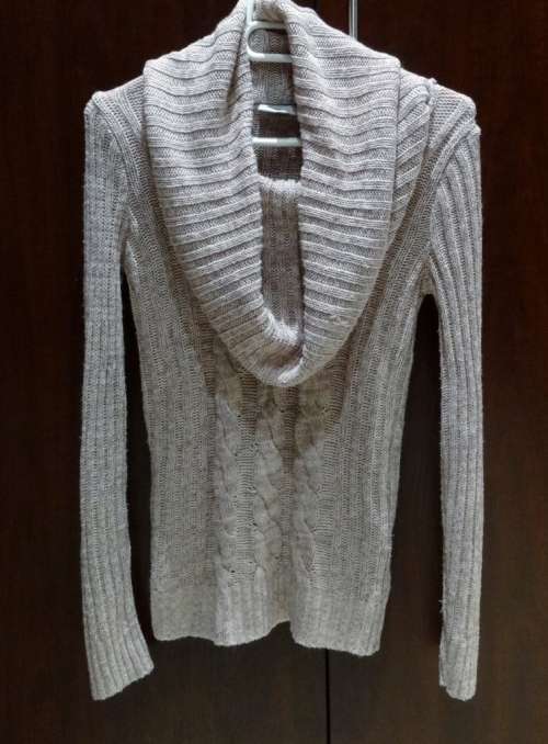 Truworths Size small Dusty Pink cowl neck jersey