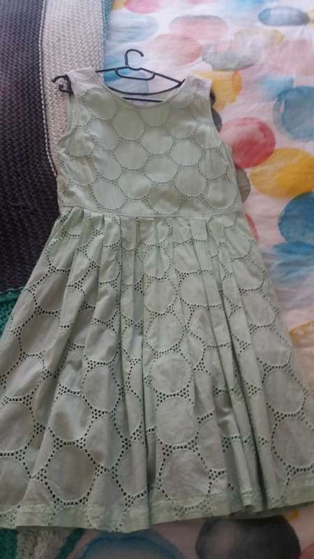 ladies urban Hilton weiner green anglaise dress size medium with ribbo to the around the waist