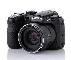 Almost new Fujifilm Finepix camera S1800