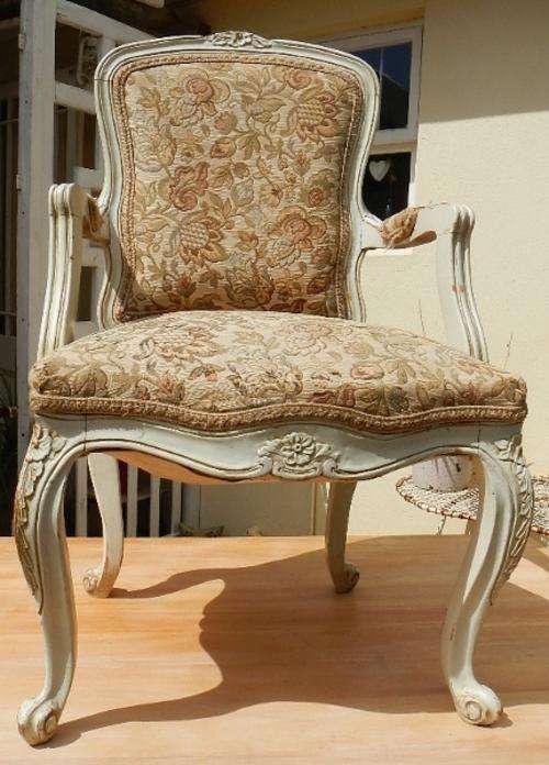 French Antique arm chair - Cape Town area delivery & collections only. Please read shipping.