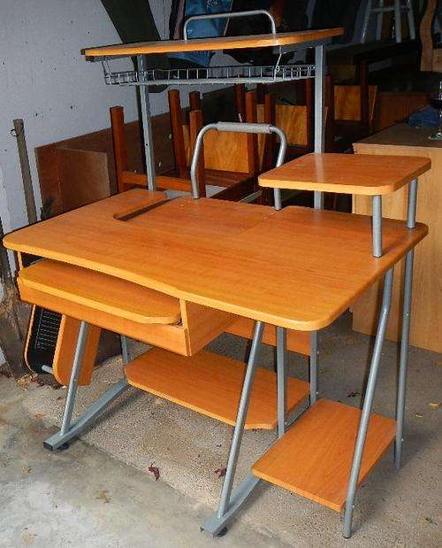 Study / Computer desk - Please read shipping instructions