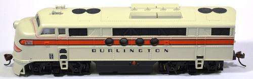 DIESEL LOCOMOTIVE - BACHMANN - BURLINGTON - DCC FITTED