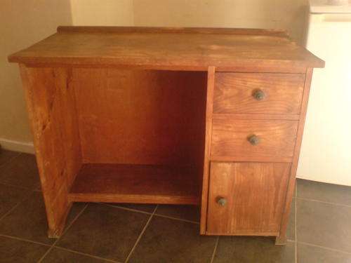 Small desk