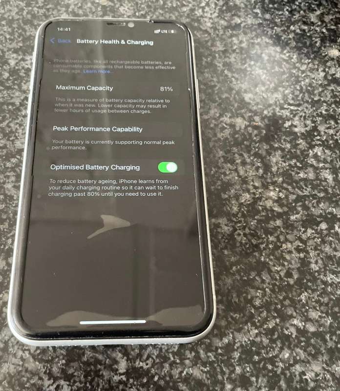 iPhone XR