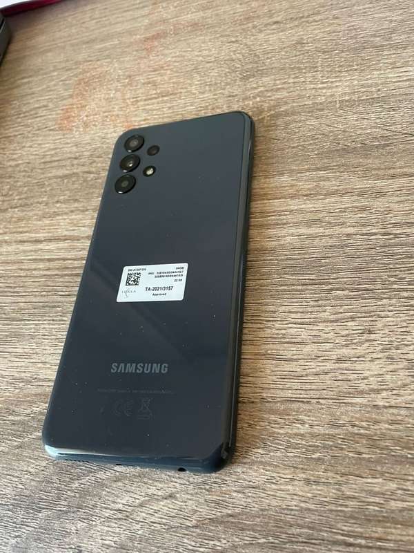 Samsung Galaxy A13 64GB Black - Unlocked, 4G LTE, Dual SIM, Excellent Condition"
