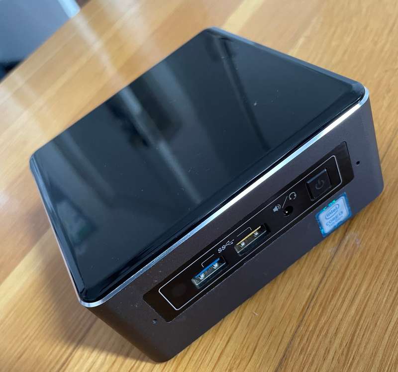 INTEL NUC i3 processor 7th generation