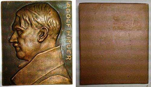 WW2 German Hitler Bust Plaque -- 70 x 60mm