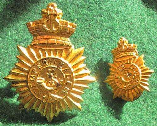 Cape Town Rifles Cap & Collar Badge - all pins