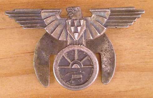 Die Ossewabrandwag Member Silver Buttonhole Badge - 25 x 15mm (Owens 2046)
