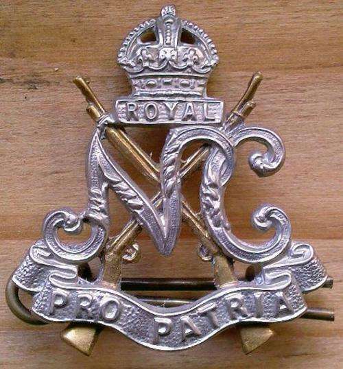 Royal Natal Carbineers bi/m Collar Badge - worn 1936 - 1964