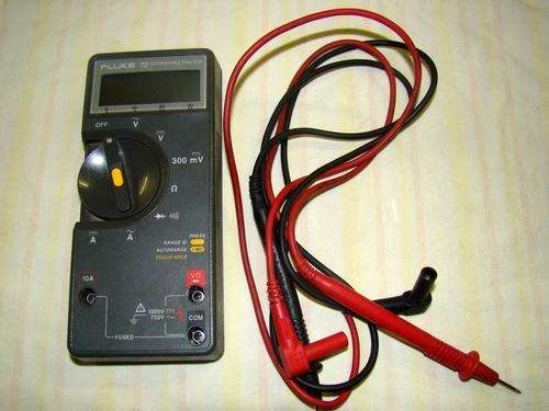 Fluke 73 Series - Digital Multimeter