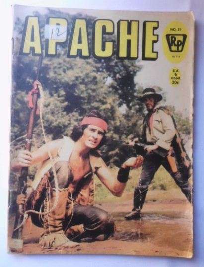 APACHE NO 19  -FOTOVERHAAL-FOTOBOEKIE-SAGTEBAND-