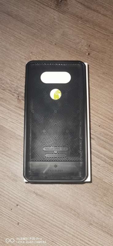 LG V20 (Screen protectors and case included)