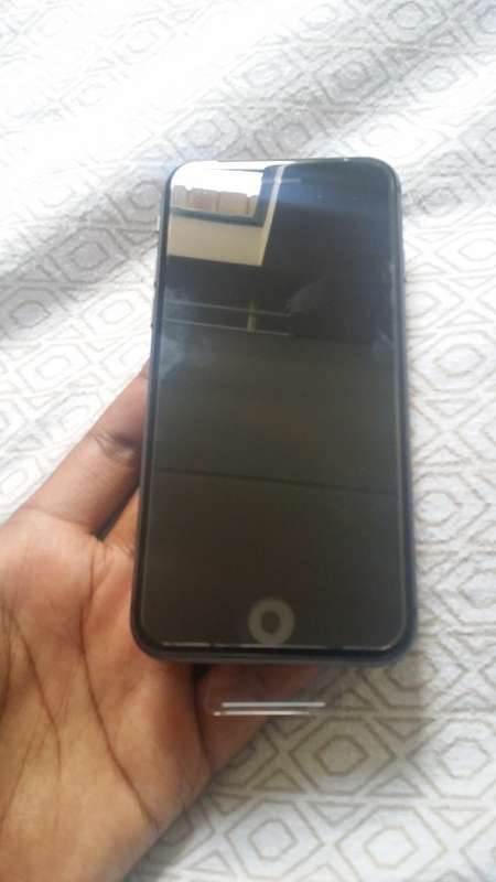 iPhone 8 64GB
