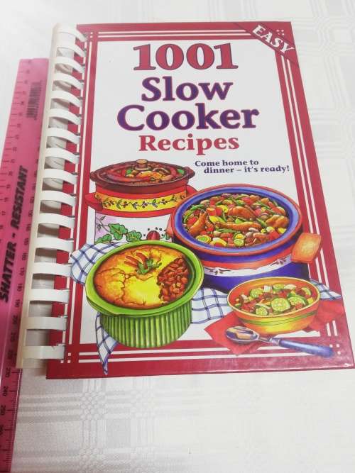 1001 Slow Cooker Recipes - Hinkler 416 pages