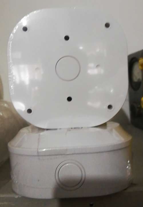 Lot of 4 new sealed enclosures for cctv cameras  or whatever type of general purpose use