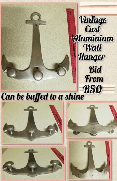 Vintage cast aluminium mountable wall hanger