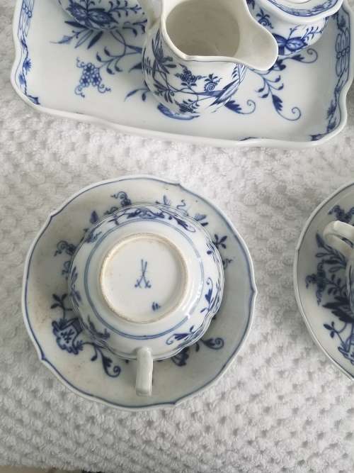 Blue Vintage Tea cups with saucers