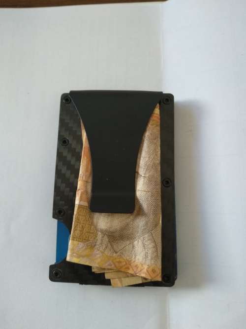 Minimalist carbon fibre, RFID blocking card wallets