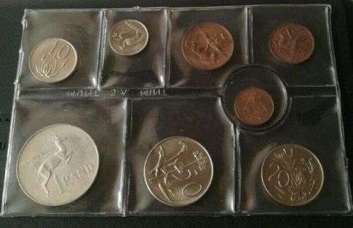 1973 Uncirculated Mint pack with silver R1
