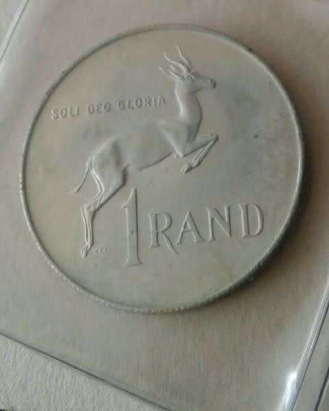 1973 Uncirculated Mint pack with silver R1