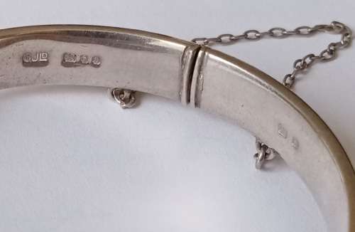 Stunning 1959 George Jensen silver engraved hinged bangle
