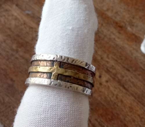 Stunning men`s tri colour sterling silver heavy ring