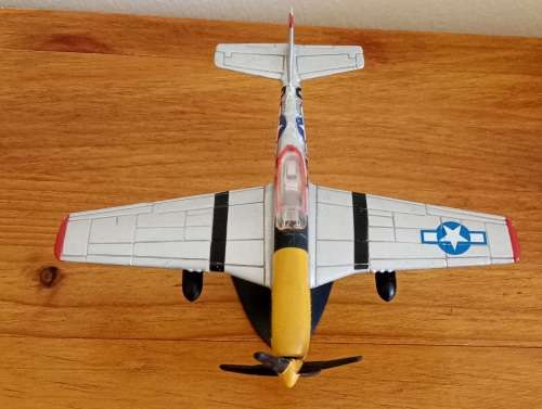 WW2 P51 Mustang diecast collectible plane set