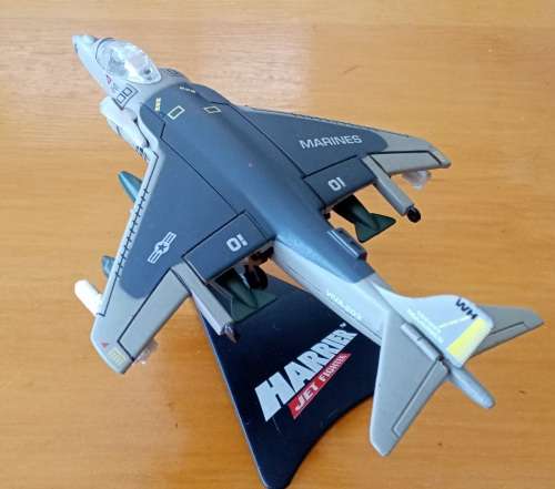 Realtoy harrier jet fighter collectible plane