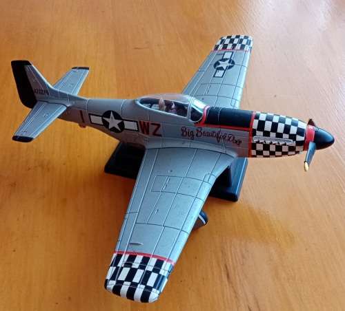 P51 D Mustang metal diecast collectible plane