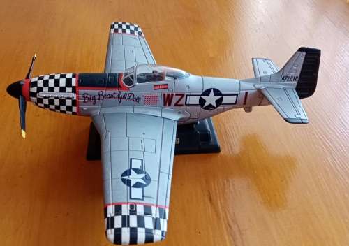 P51 D Mustang metal diecast collectible plane