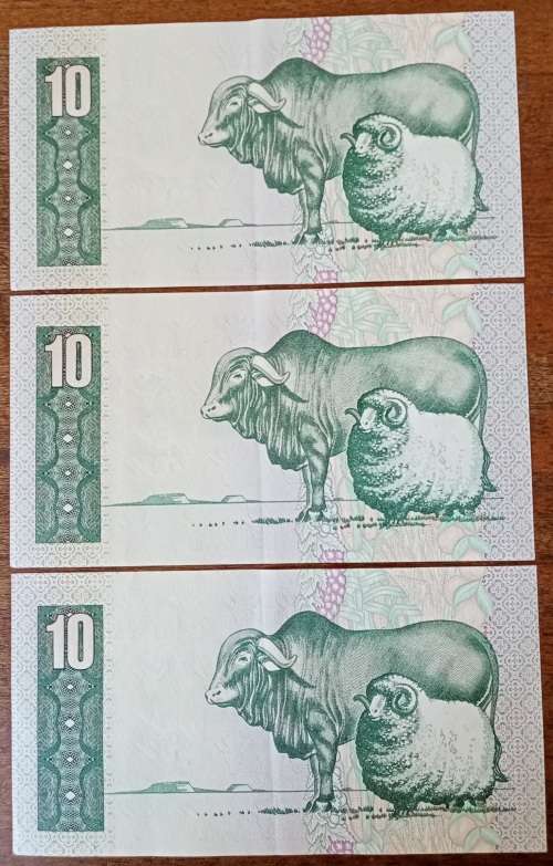 Set of x3 1980S R10 notes in AU (2 in sequence)