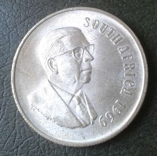 1969 Afrikaans/English lustrous uncirculated silver R1 set