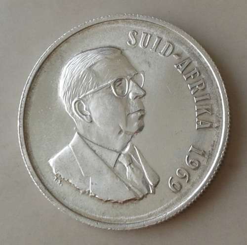 Nice 1969 Afrikaans silver R1.