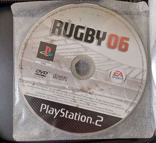 x4 PS2 Games in pouch