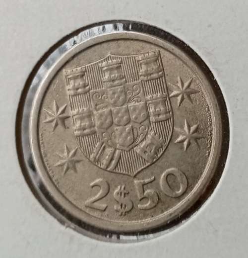 1965 Portugal uncirculated 2 1/2 Escudos