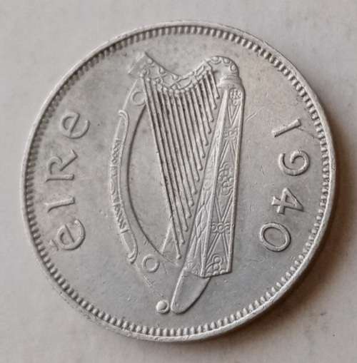 Excellent 1940 Ireland sixpence