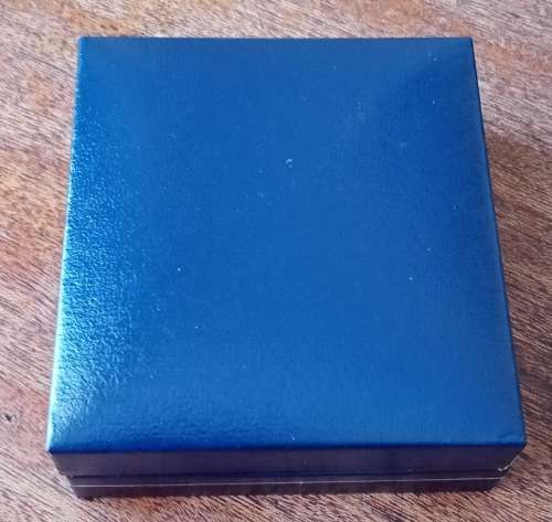 Empty S.A Mint box for encapsulated 2006 Secretary Bird 1oz pf silver R2/Krugerrand with coa